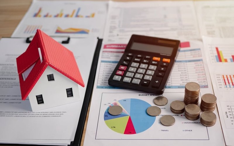 Calculator and graphs